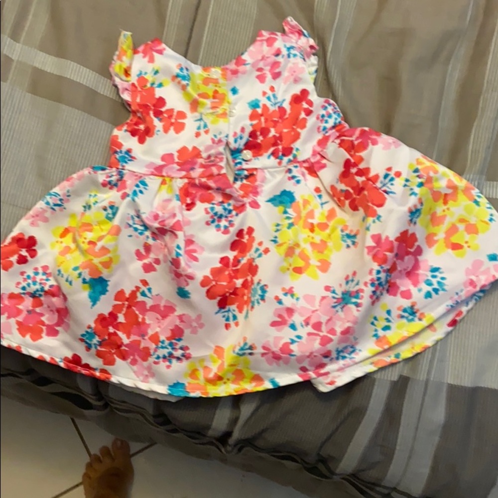 Dress - Picture 2 of 3